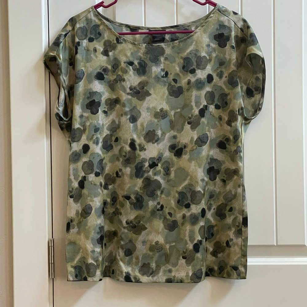 Ann Taylor Blouse size 4